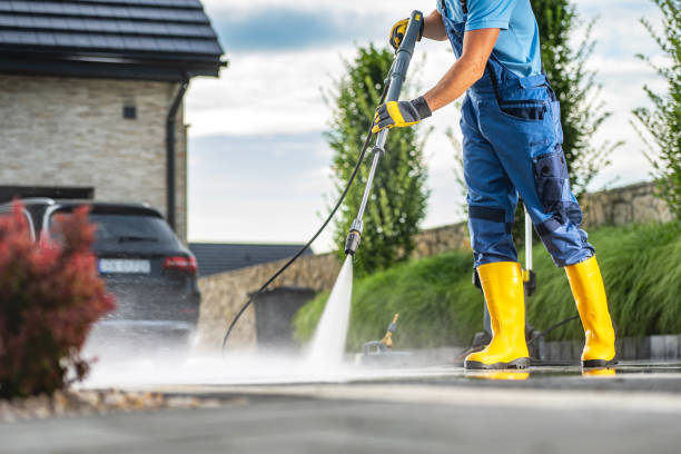 Best Deck Cleaning Services  in Mariposa, CA